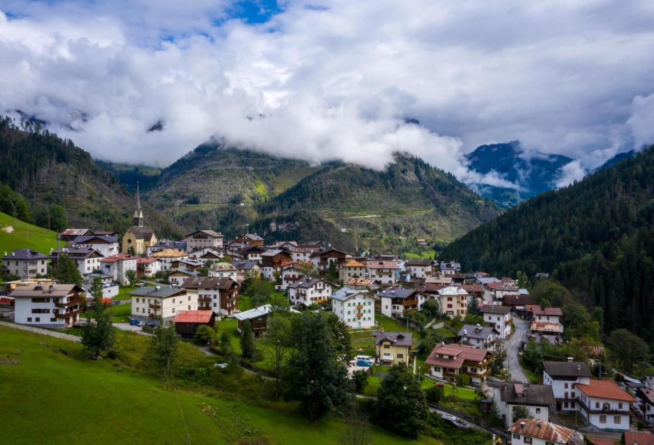 Appartamenti La Rocia Rocca Pietore Buitenkant foto